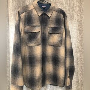 Men’s Patagonia Flannel shirt